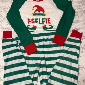Ladies Holiday PJ Set MEDIUM